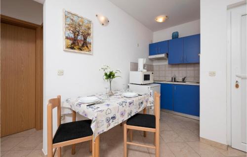 Banjole Apartment | Lovely Apartment In Banjole With Wifi