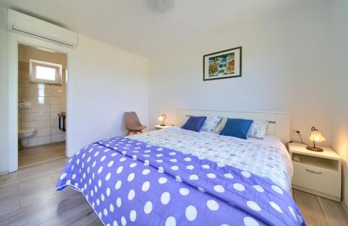 Poljica Villa | Holiday home Elena with pool