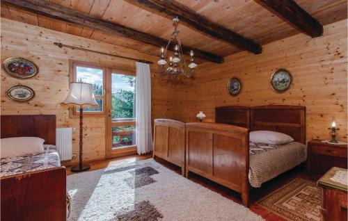 Breze House | Awesome Home In Breze With Wifi