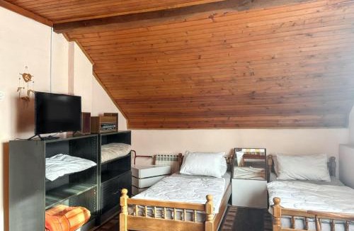 Kutina House | Idyllic House in Kutina with Enclosed Garden