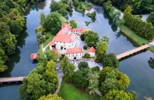 Srednje Grcevje House | Vineyard Chalet Hansel and Gretel - Happy Rentals