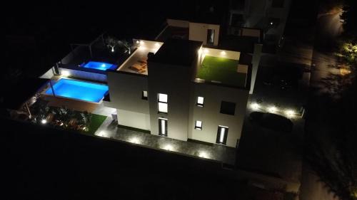 Privlaka Villa | Villa Frantin - Heated Pool, Sauna, Jacuzzi, Activities