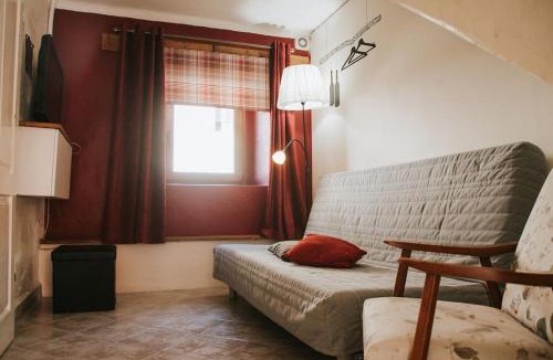Volce House | Casa di Volce - 1801 Stone House
