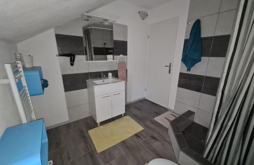 Gracac Apartment | ANA