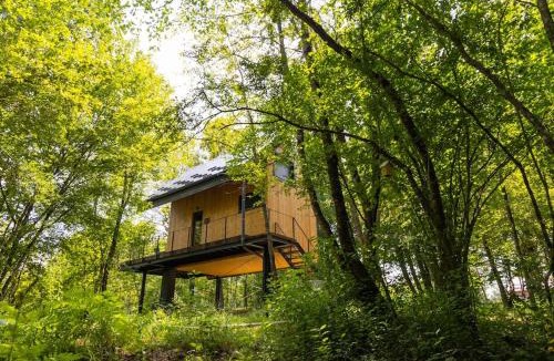 Slunj Apartment | Tree Elements treehouse retreat