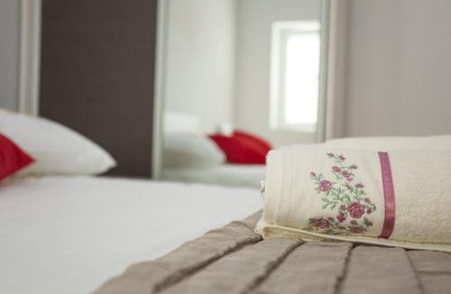 Batinici Apartment | Lara Apartments