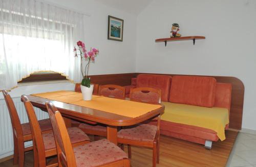 Zasip House | Apartments and Rooms Tavcar