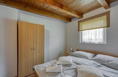 Vrelo Korenicko House | 2 BR House By The Creek near Plitvice Lakes - Happy Rentals