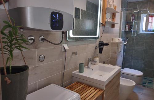 Island Hvar Apartment | Stone Villa Hvar Ana & Nikola Villas, Jelsa, Vitarnja - Free Parking Right Out Front