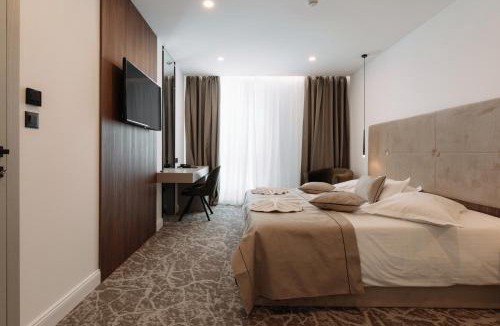 Znjan Hotel | Hotel Olivier