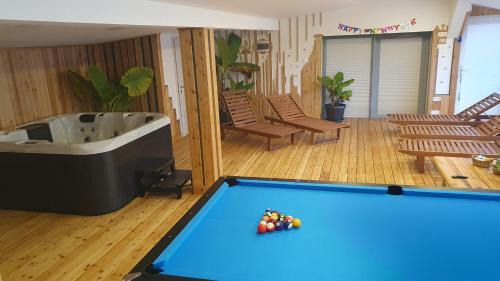 Miklavz na Dravskem Polju Apartment | Apartments Akacijev Izvir