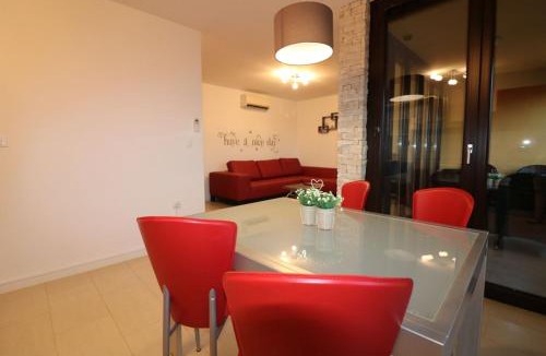City Center Apartment | Apartment in Porec with balcony, air conditioning, washing machine 4400-11