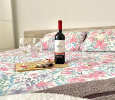 Valdebek Apartment | Zara Apartman
