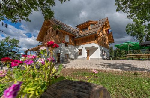 Studor House | Planinska koča na Uskovnici
