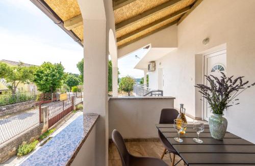 Gornji Karin Apartment | Apartmani Dupor