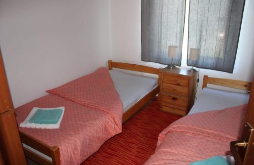 Aljmas Apartment | UDIČARSKI DOM UŠĆE