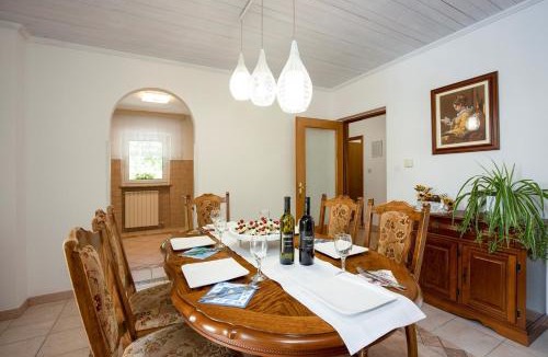 Selina Villa | Villa Ruza