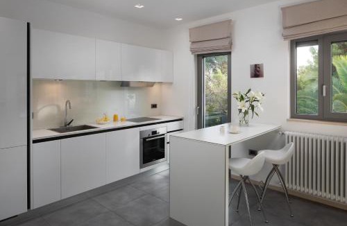 Borik Apartment | Villa Valsavia-apartment Monsena with pool and SPA