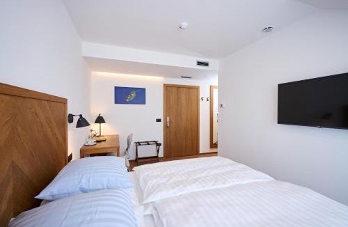 Sencur Hotel | Hiša Ančka, Šenčur - 3 min to the Airport