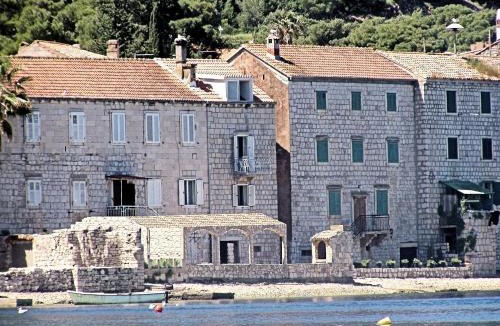 Vis Apartment | Apartments Acalinović