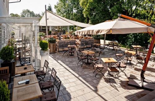 Ljubljana Bed & Breakfast | B&B Dvor Tacen