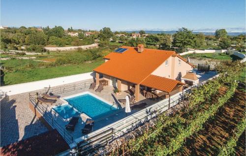 Filipana House | Holiday Home Marcana 57