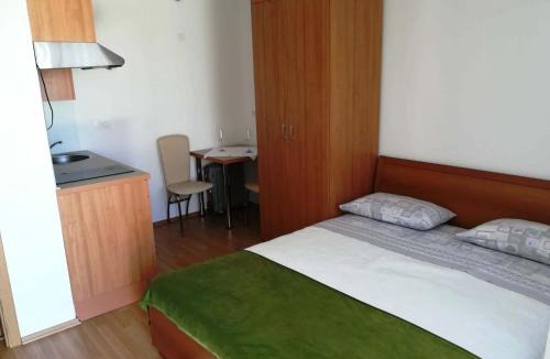 Sezana Apartment | Prenočišča Iris