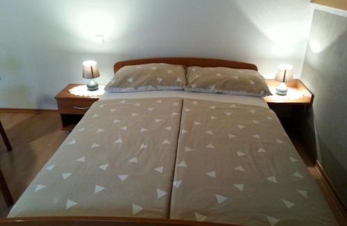Podcetrtek House | Apartmaji in sobe Kocjančič