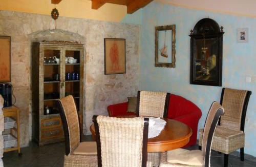 Sutomiscica Apartment | Apartments Branimir