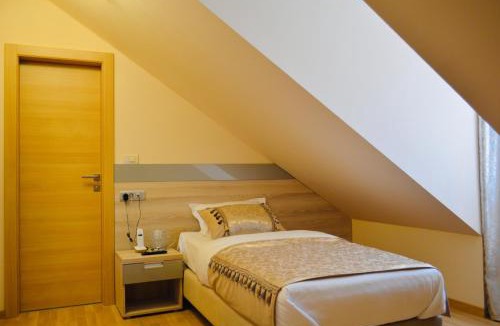 Kastel Novi Hotel | Benjamin Hotel