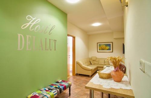 Ravne na Koroskem Hostel | Hostel Delalut