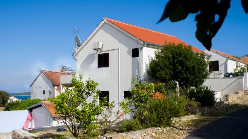 Rukavac Bed & Breakfast | VIScovery apartments