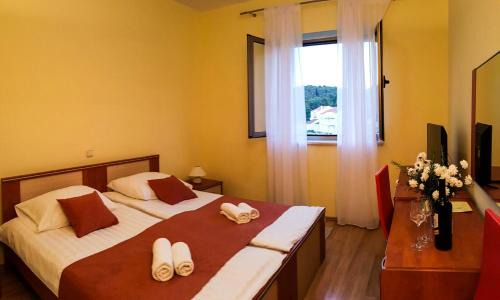 Pomena House | Guesthouse Pomena