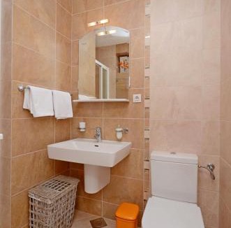 Vrboska House | House Lara