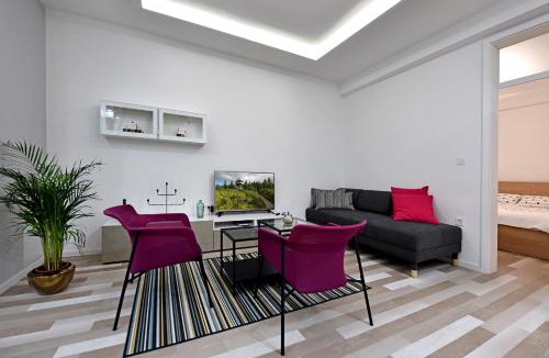 Siska District Apartment | Apartment Tivoli Park