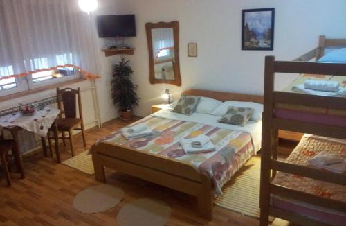 Jezerce House | Guest House Family Varda Plitvice Lakes
