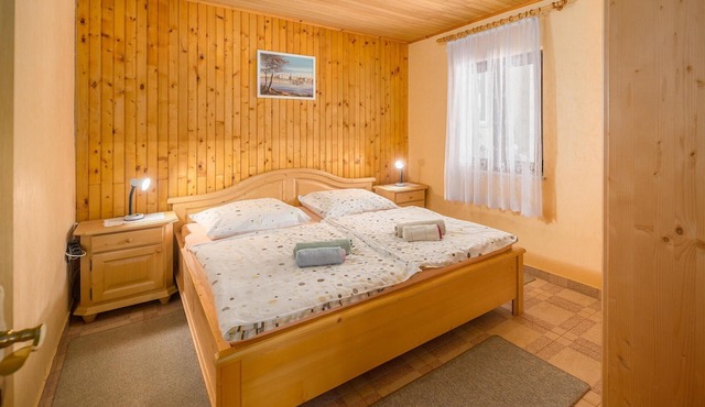 Amazing Apartment in Porec With Wifi and 2 Bedrooms in Porec