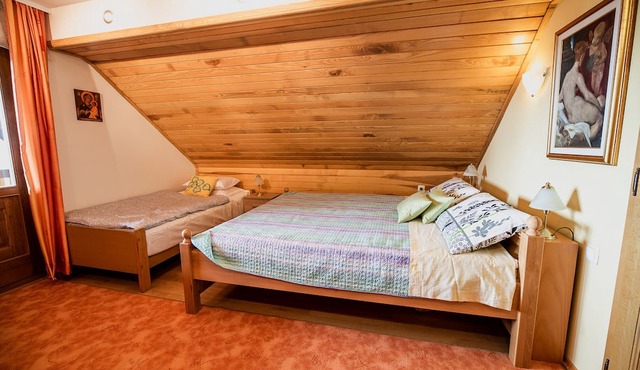 Country House Mirt