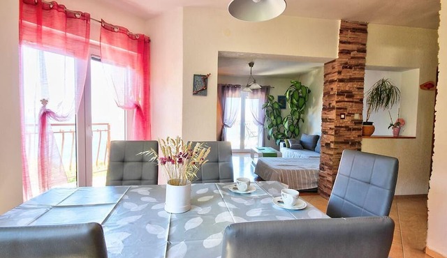 Whole apartment with terrace and sea view in Senj