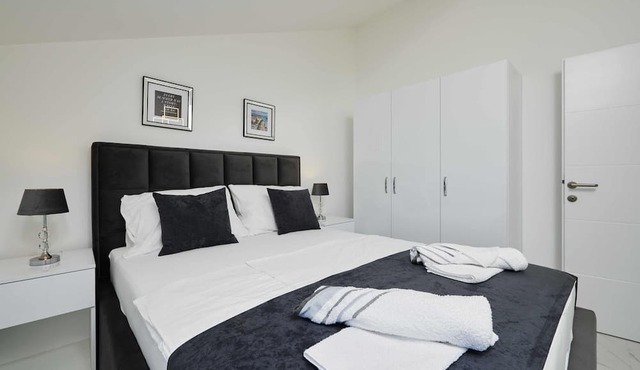 Apartmani Knezovic