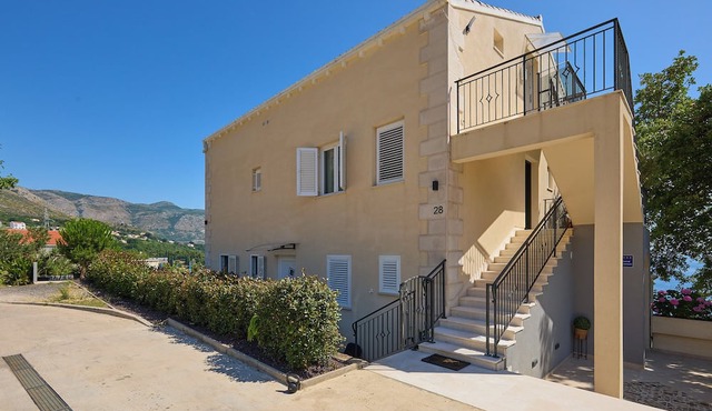 Hedera Estate, Hedera A54 in Zupa dubrovacka