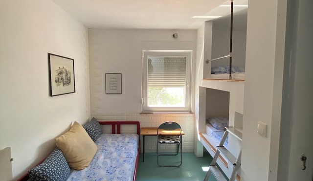 Hostel Kantun