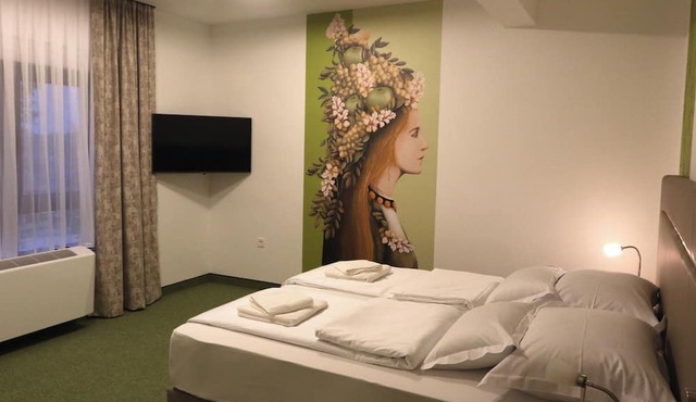 VINOTEL BRZICA ALJMAŠ