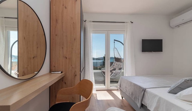 Villa Eight by D