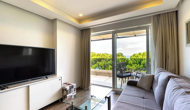 Luxury Penthouse Apt on beach Makarska
