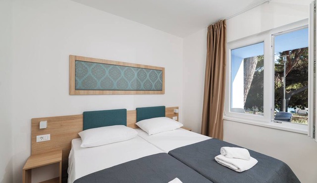 Apartments Medena in Seget