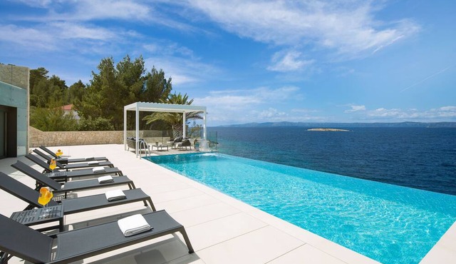 Beach Villa in Korcula with Pool in Korcula