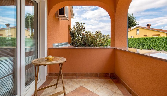 Awesome apartment in Kastav with swimming pool