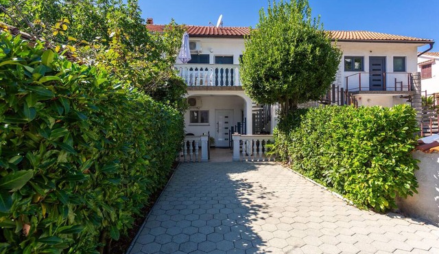 Gorgeous apartment in Malinska with WiFi in Malinska