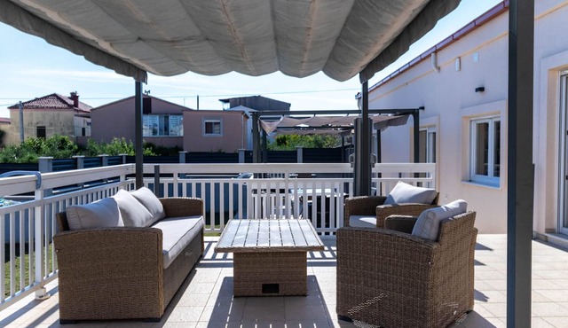 Stay Split Bay in Kastela